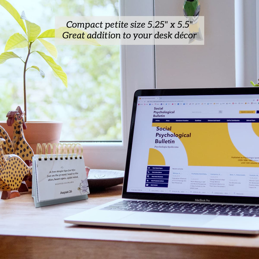 4. compact size to fit office desk decor for women